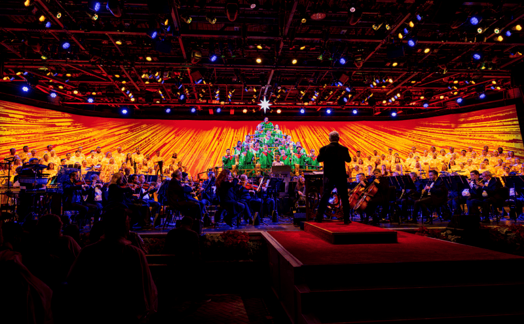 Candlelight Processional EPCOT com orquestra e coral durante apresentação