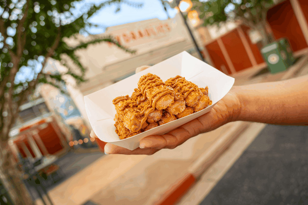 Novas comidas Disney World 2026 incluem Cookie Butter Mini Churros no Hollywood Studios
