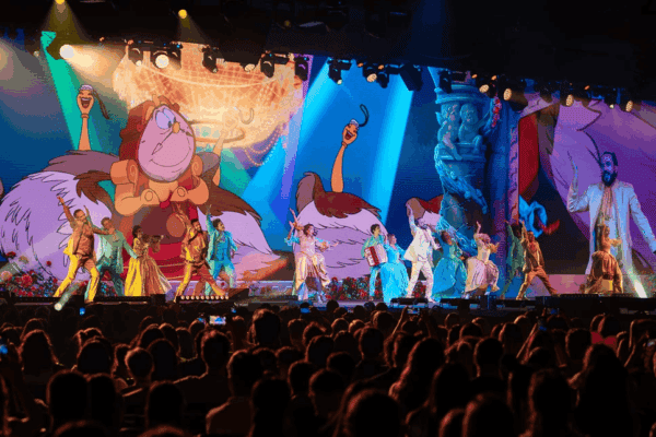 Disney Celebra 2026 em Curitiba com espetáculo musical no palco