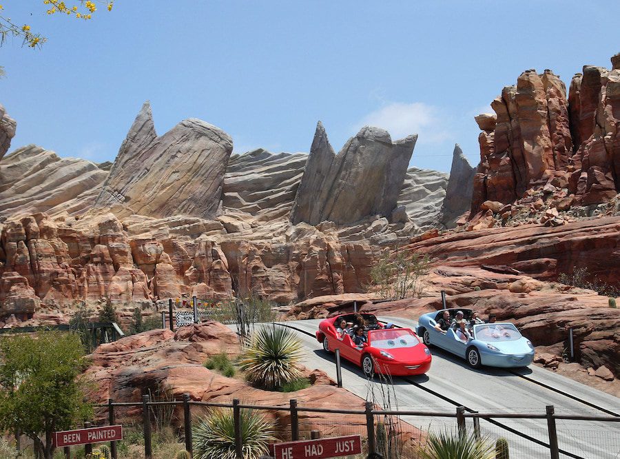 Radiator Springs Racers em Cars Land no Disney California Adventure